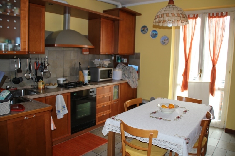 Appartamento in vendita a Rivergaro, 4 locali, prezzo € 133.000 | CambioCasa.it
