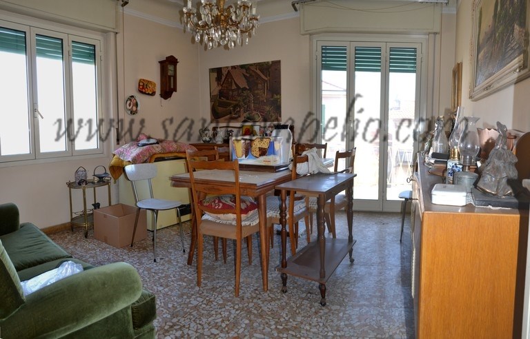 Appartamento in vendita a Bordighera, 4 locali, prezzo € 240.000 | PortaleAgenzieImmobiliari.it