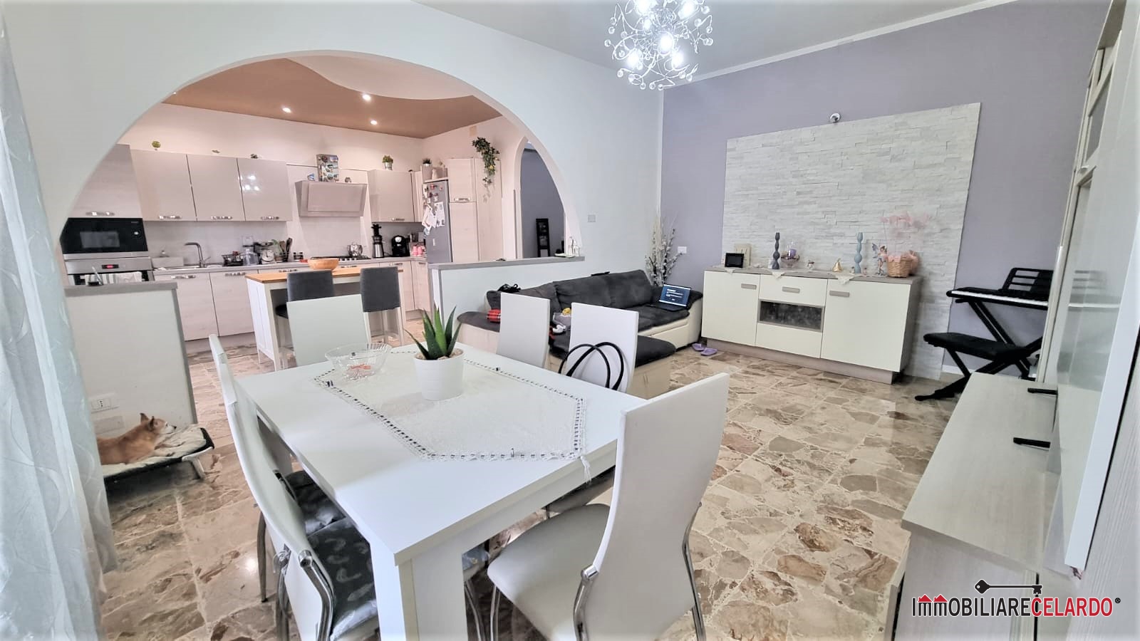 Appartamento in vendita a Colle di Val d'Elsa, 4 locali, prezzo € 190.000 | PortaleAgenzieImmobiliari.it