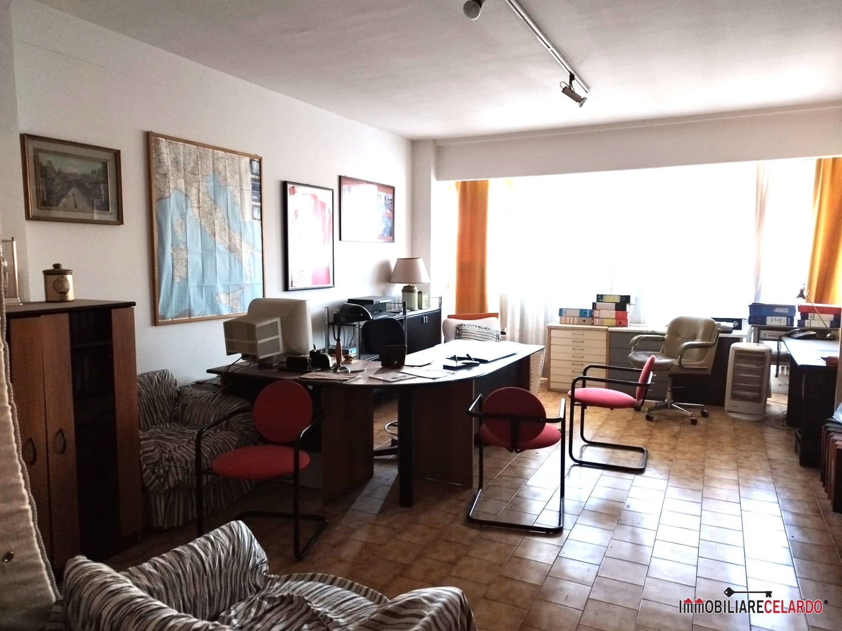 Ufficio / Studio in vendita a Colle di Val d'Elsa, 1 locali, prezzo € 30.000 | PortaleAgenzieImmobiliari.it