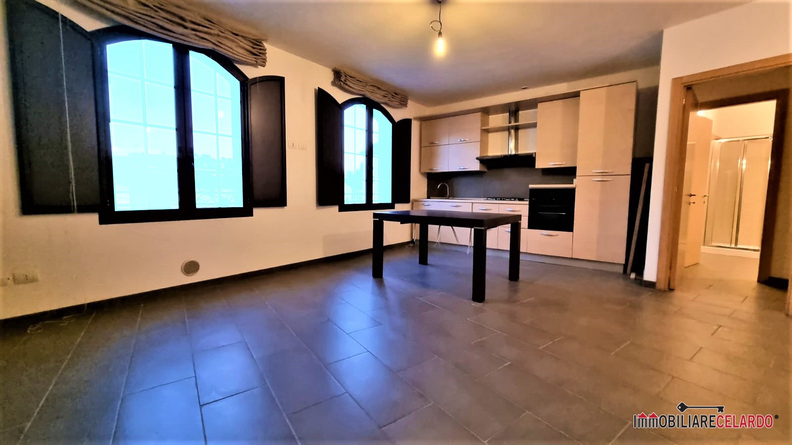 Appartamento in vendita a Colle di Val d'Elsa, 2 locali, prezzo € 93.000 | PortaleAgenzieImmobiliari.it