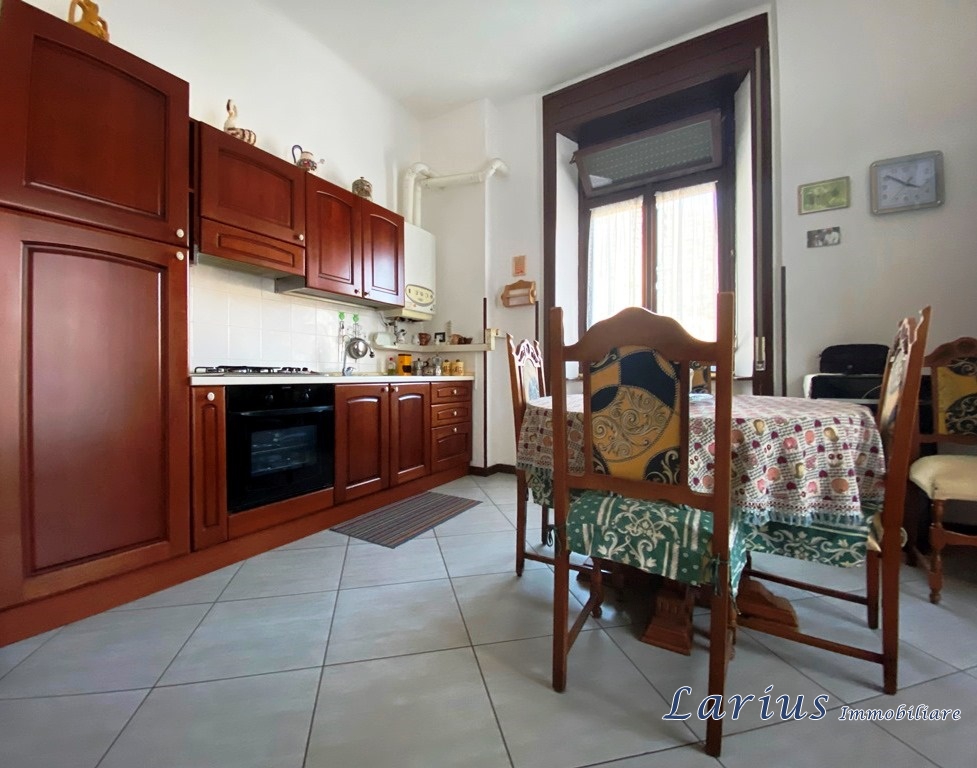 Appartamento in vendita a Valbrona, 3 locali, prezzo € 110.000 | PortaleAgenzieImmobiliari.it