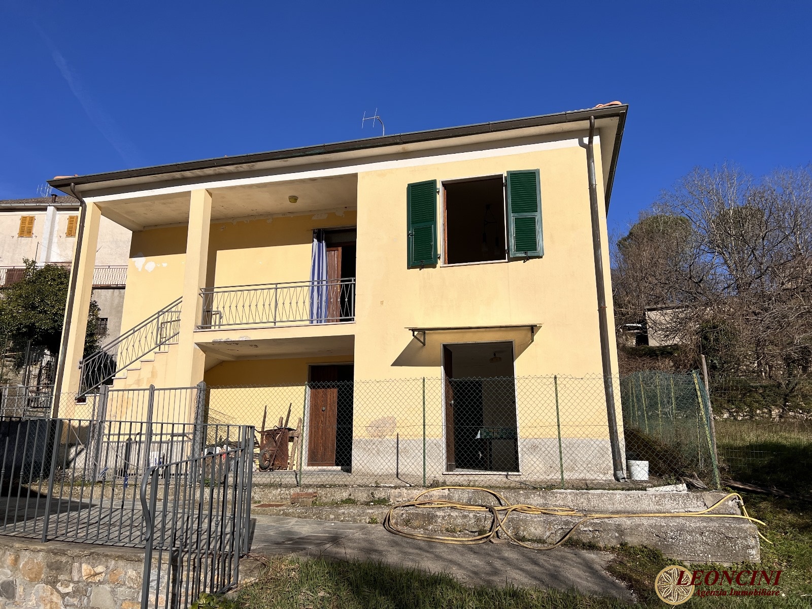 Villa in vendita a Filattiera, 7 locali, prezzo € 95.000 | PortaleAgenzieImmobiliari.it