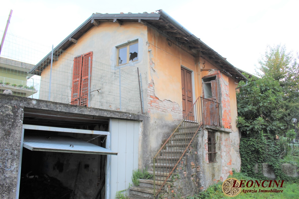 Rustico / Casale in vendita a Villafranca in Lunigiana, 5 locali, prezzo € 30.000 | PortaleAgenzieImmobiliari.it