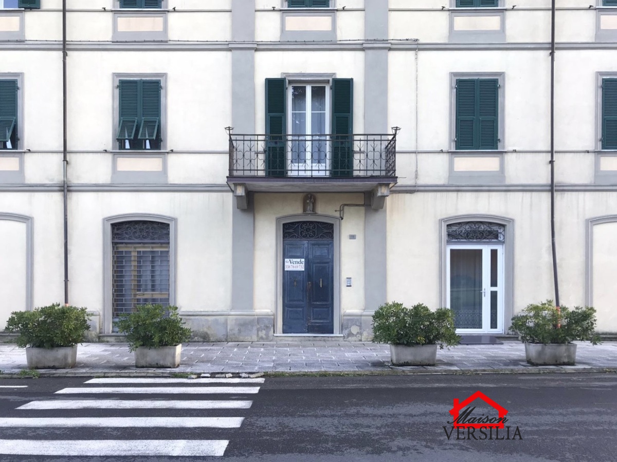 Appartamento in vendita a Pontremoli, 6 locali, prezzo € 110.000 | PortaleAgenzieImmobiliari.it