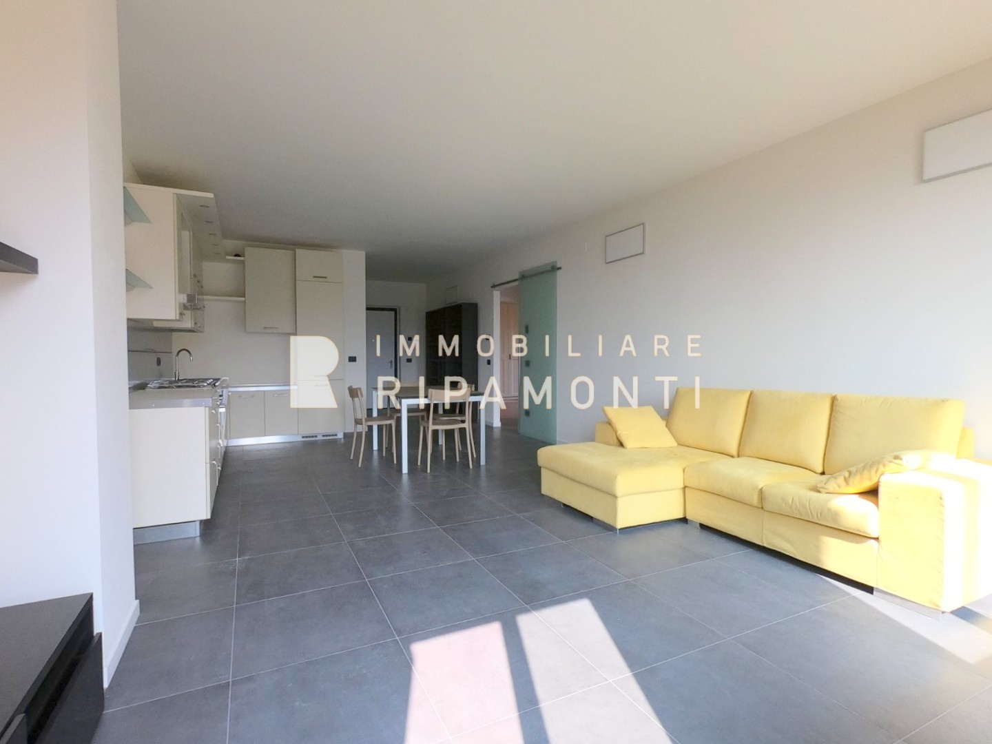 Appartamento in affitto a Lecco, 3 locali, prezzo € 1.000 | PortaleAgenzieImmobiliari.it