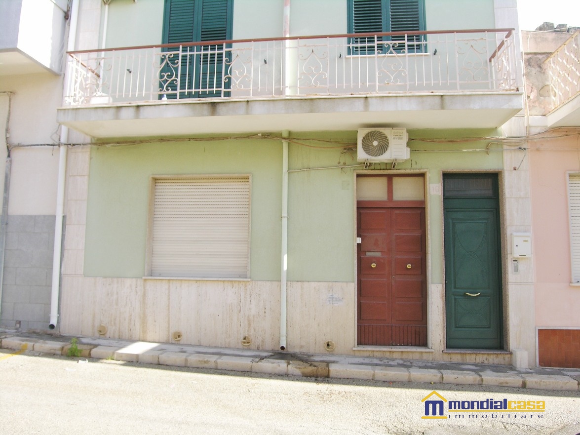 Appartamento in vendita a Pachino, 3 locali, prezzo € 40.000 | PortaleAgenzieImmobiliari.it