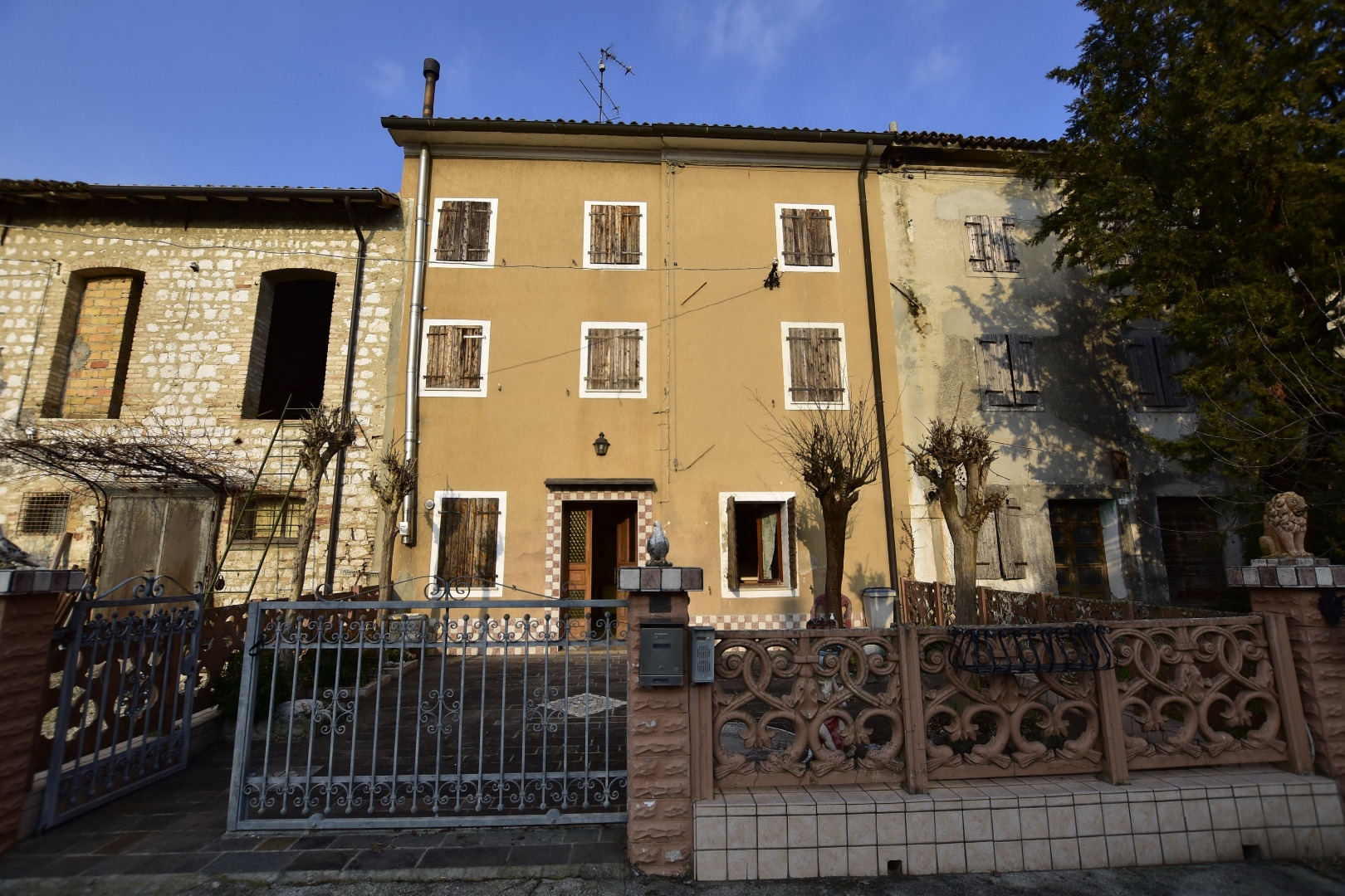 Villa a Schiera in vendita a Sacile, 8 locali, zona lano, prezzo € 108.000 | PortaleAgenzieImmobiliari.it