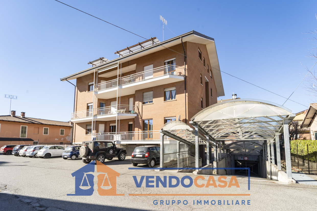 Immobile Commerciale in vendita a Borgo San Dalmazzo, 1 locali, prezzo € 139.000 | PortaleAgenzieImmobiliari.it
