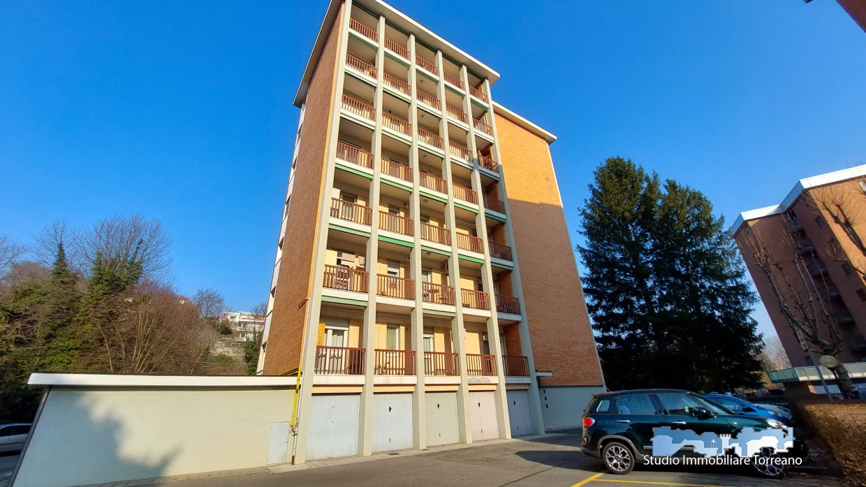 Appartamento in vendita a Ivrea, 4 locali, prezzo € 78.000 | PortaleAgenzieImmobiliari.it