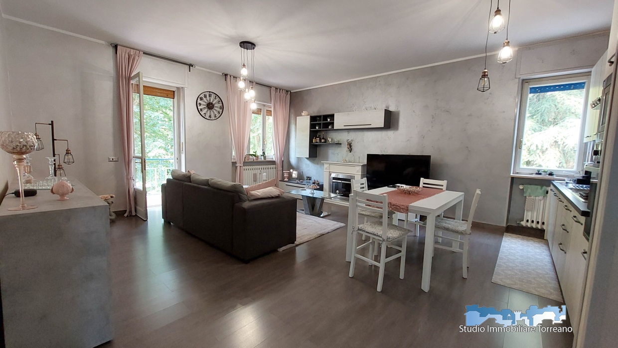 Appartamento in vendita a Banchette, 3 locali, prezzo € 69.000 | CambioCasa.it