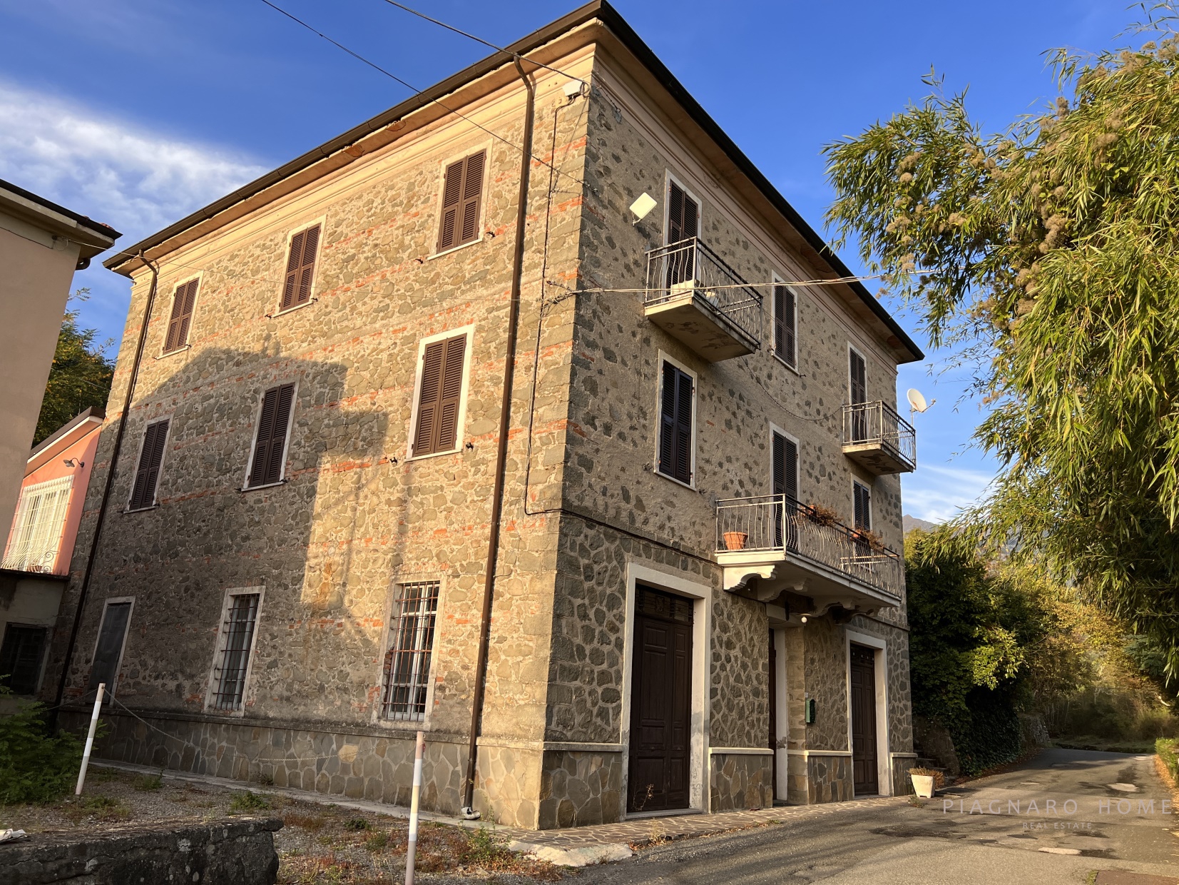 Appartamento in vendita a Filattiera, 8 locali, prezzo € 62.000 | PortaleAgenzieImmobiliari.it