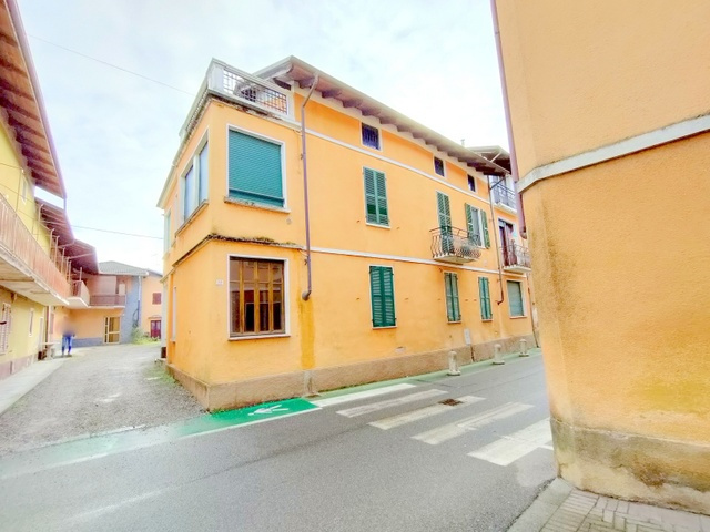 Appartamento in vendita a Rovasenda, 5 locali, prezzo € 73.000 | PortaleAgenzieImmobiliari.it