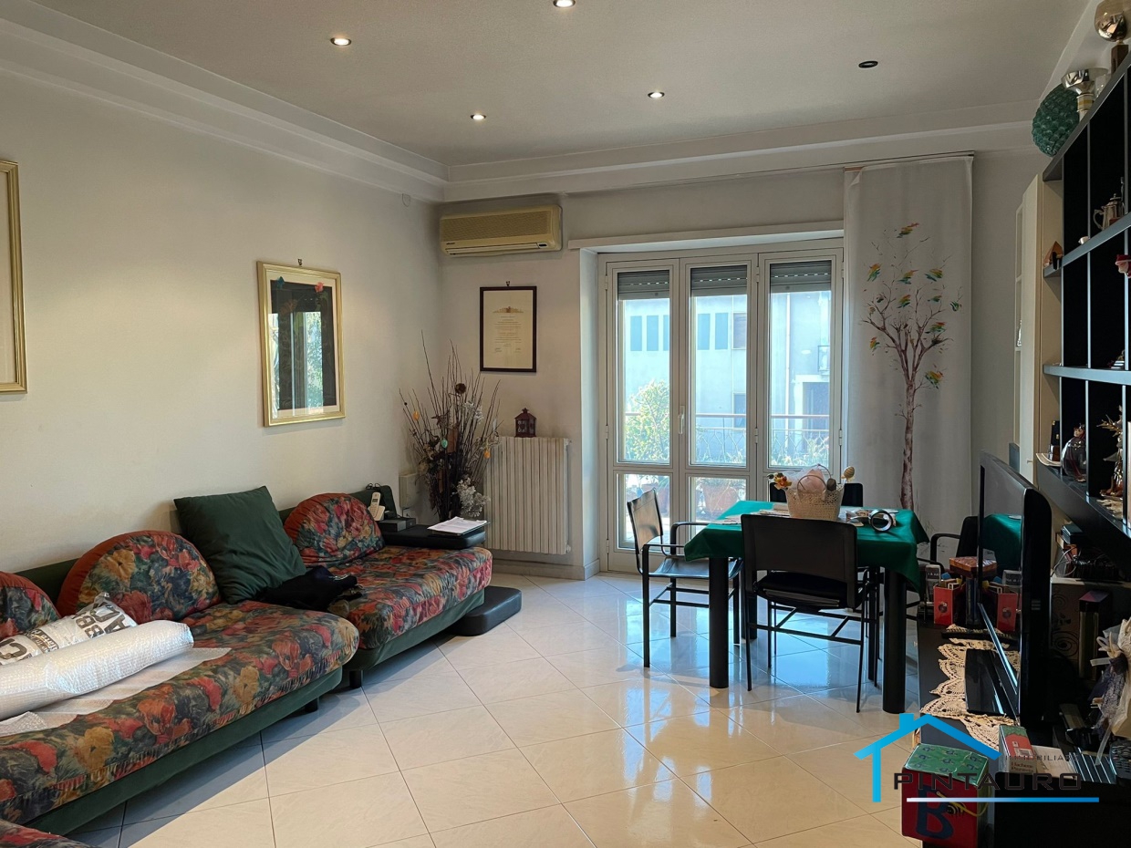 Appartamento in vendita a Acerra, 5 locali, prezzo € 159.000 | CambioCasa.it