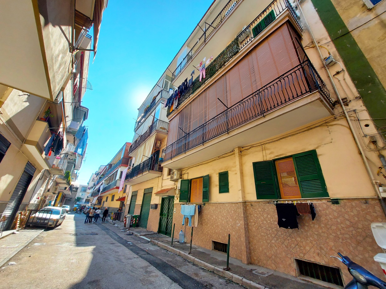 Appartamento in vendita a Napoli, 3 locali, prezzo € 115.000 | PortaleAgenzieImmobiliari.it