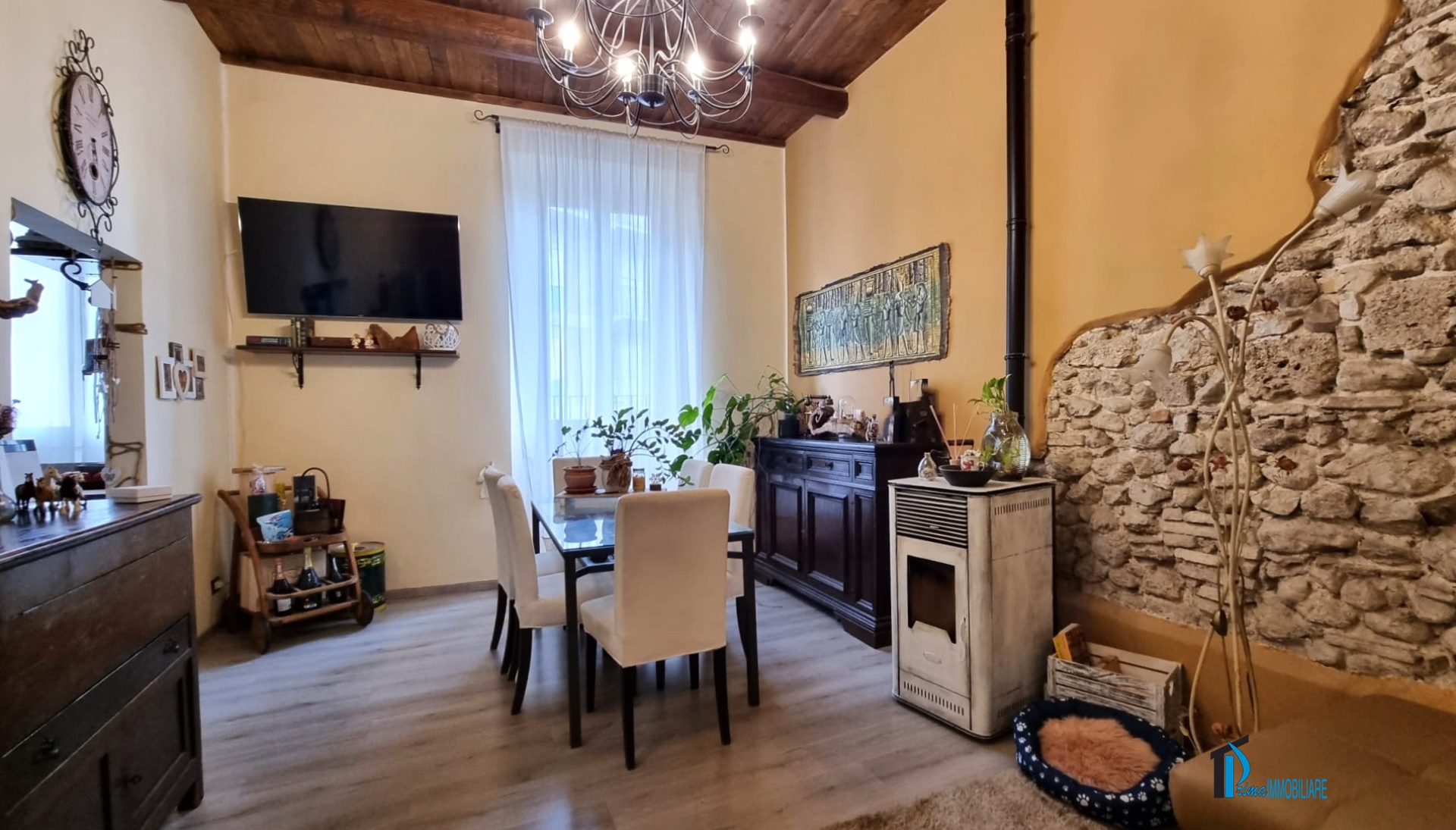 Appartamento in vendita a Terni, 5 locali, prezzo € 115.000 | PortaleAgenzieImmobiliari.it