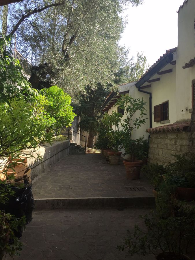 Villa in vendita a Cosenza, 9 locali, prezzo € 400.000 | PortaleAgenzieImmobiliari.it