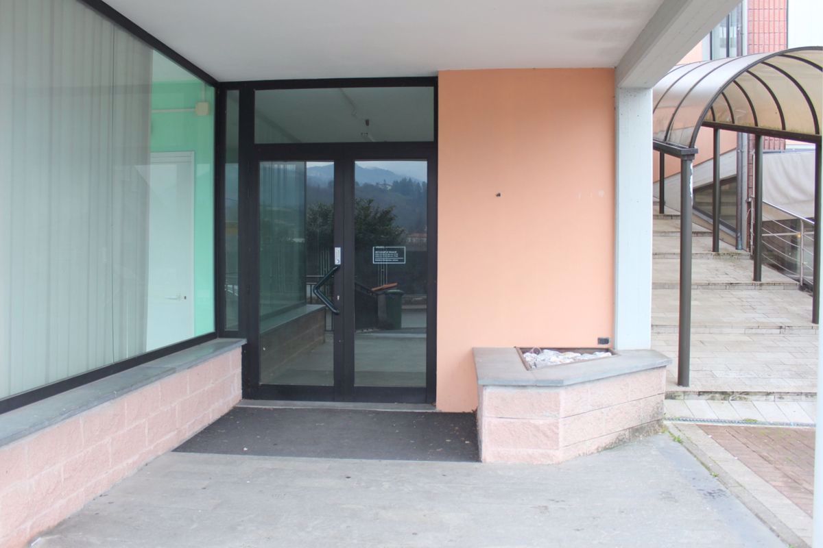 Ufficio / Studio in vendita a Castelnuovo di Garfagnana, 9999 locali, prezzo € 275.000 | CambioCasa.it