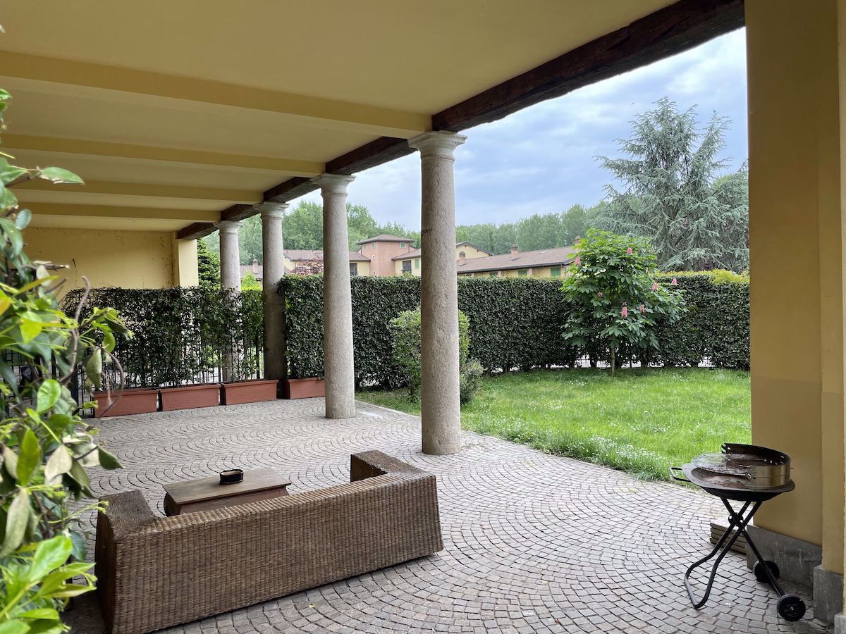Appartamento in affitto a Rognano, 2 locali, prezzo € 750 | CambioCasa.it