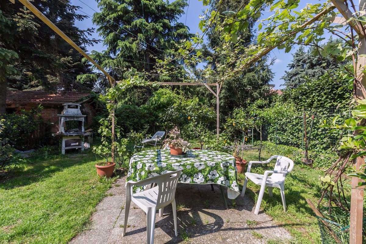 Villa in vendita a Milano, 7 locali, prezzo € 725.000 | PortaleAgenzieImmobiliari.it