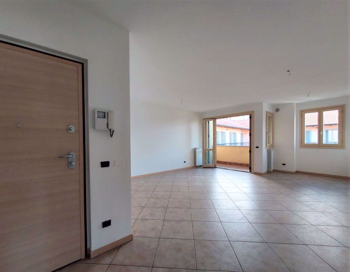 Appartamento in vendita a Stezzano, 4 locali, prezzo € 189.000 | PortaleAgenzieImmobiliari.it