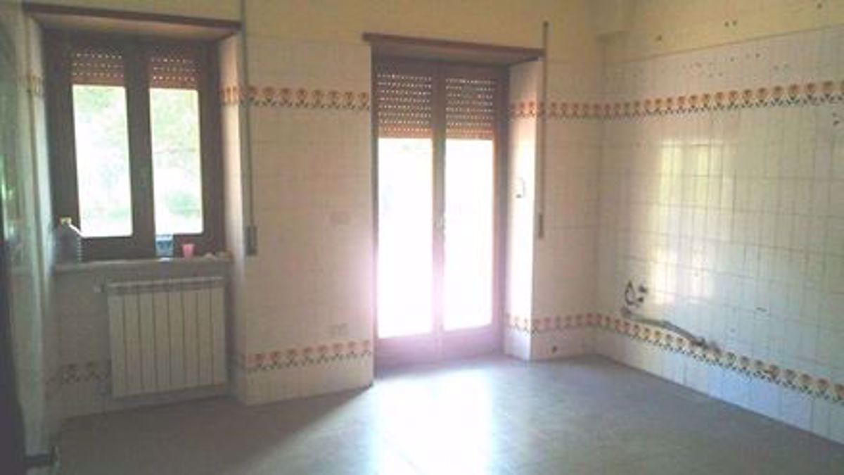 Appartamento in vendita a Piedimonte San Germano, 3 locali, prezzo € 99.000 | PortaleAgenzieImmobiliari.it