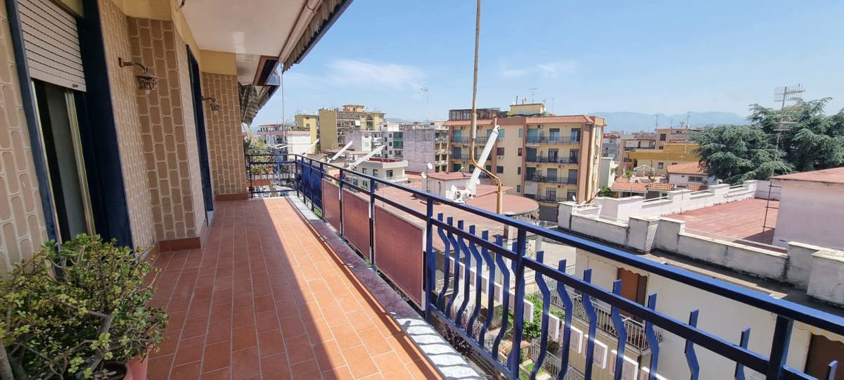 Appartamento in affitto a Pomigliano d'Arco, 4 locali, prezzo € 650 | CambioCasa.it