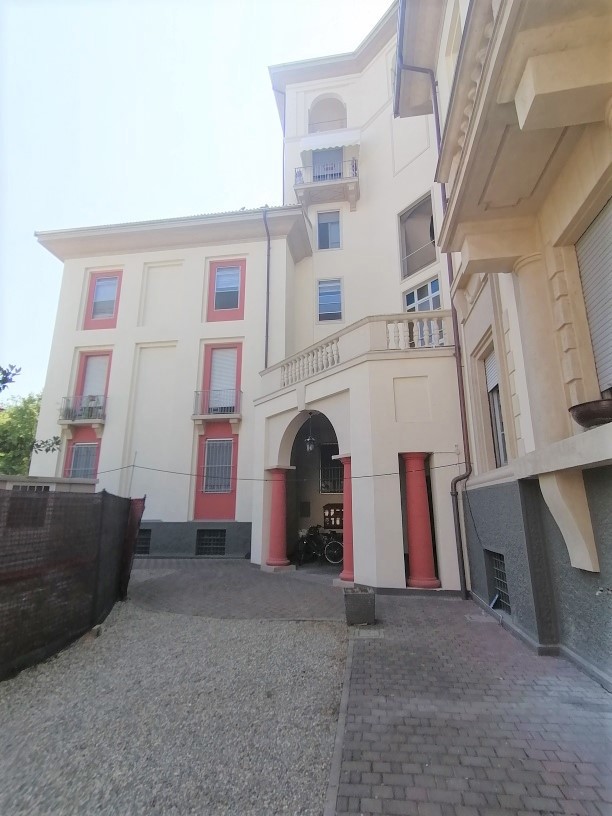 Appartamento in vendita a Vercelli, 3 locali, prezzo € 210.000 | PortaleAgenzieImmobiliari.it