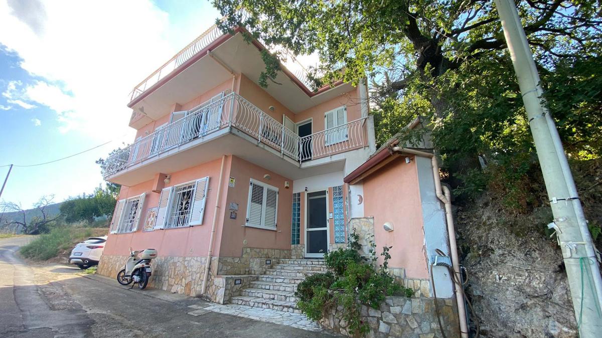 Villa in vendita a Gioiosa Marea, 9999 locali, prezzo € 180.000 | PortaleAgenzieImmobiliari.it