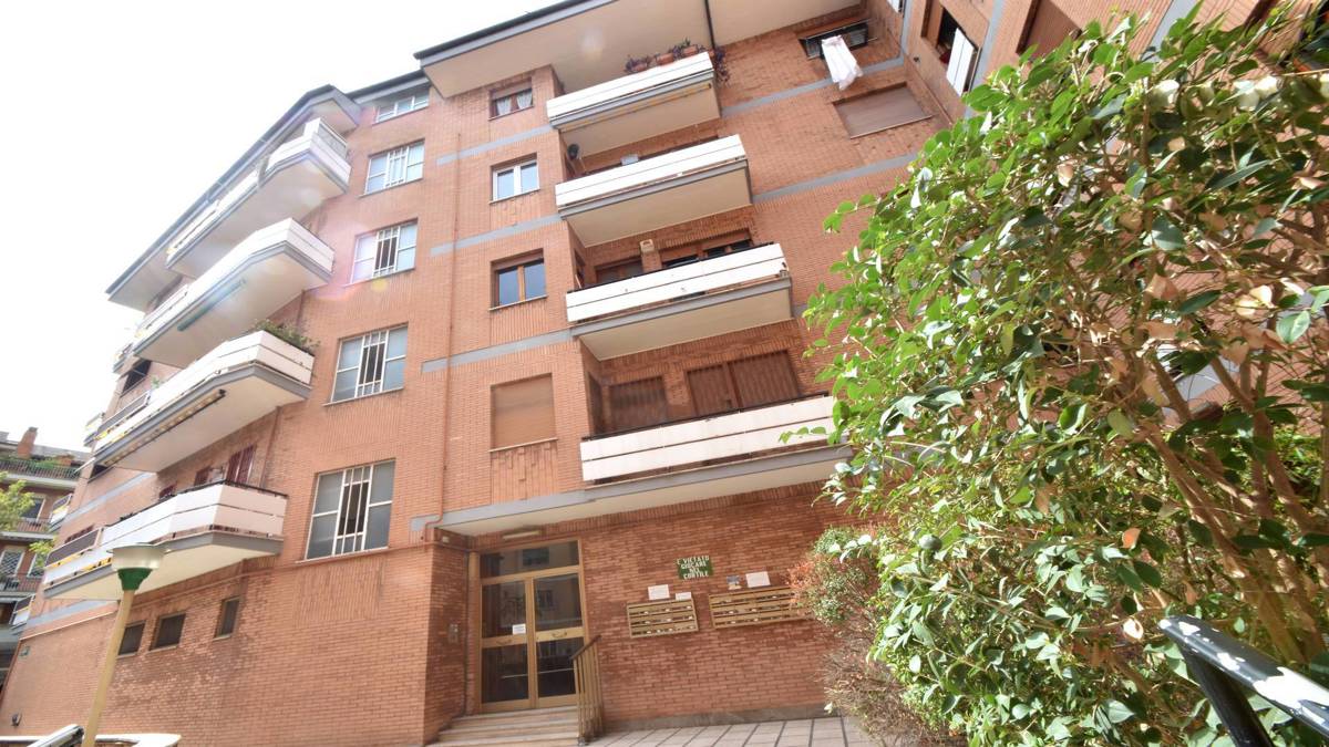 Appartamento in vendita a Roma, 3 locali, zona Zona: 23 . Portuense - Magliana, prezzo € 350.000 | CambioCasa.it