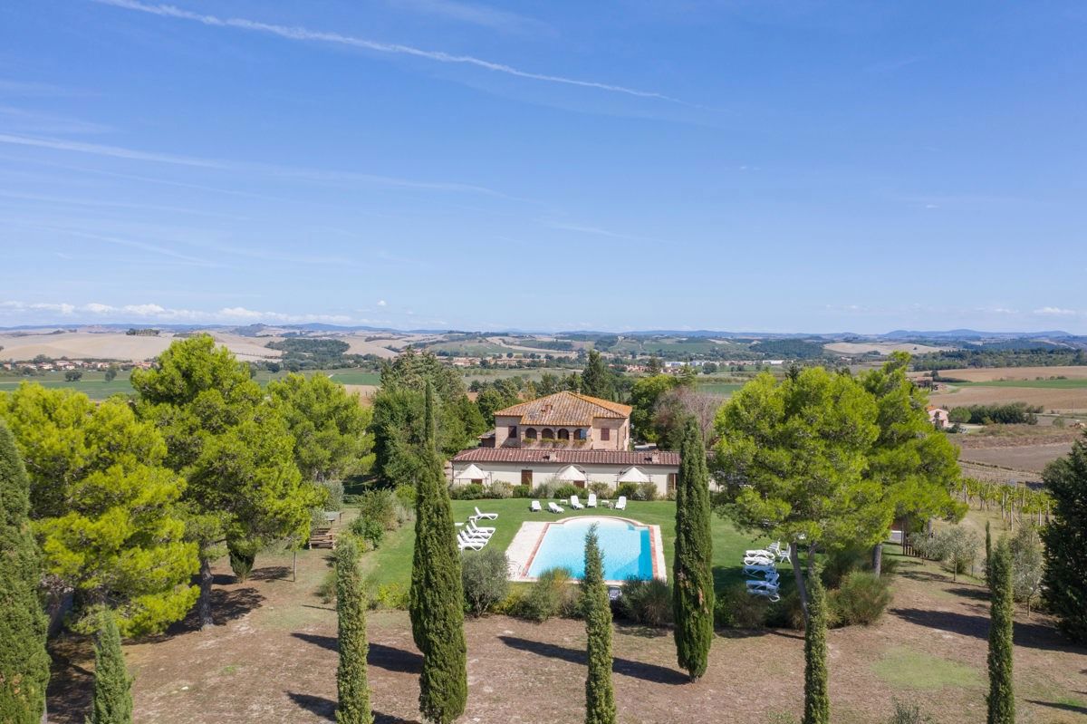 Villa in vendita a Monteroni d'Arbia, 12 locali, prezzo € 2.500.000 | PortaleAgenzieImmobiliari.it