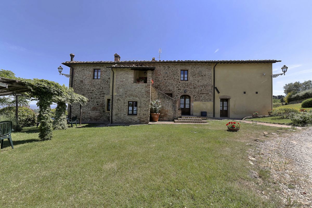 Villa in vendita a Montaione, 25 locali, prezzo € 1.400.000 | PortaleAgenzieImmobiliari.it