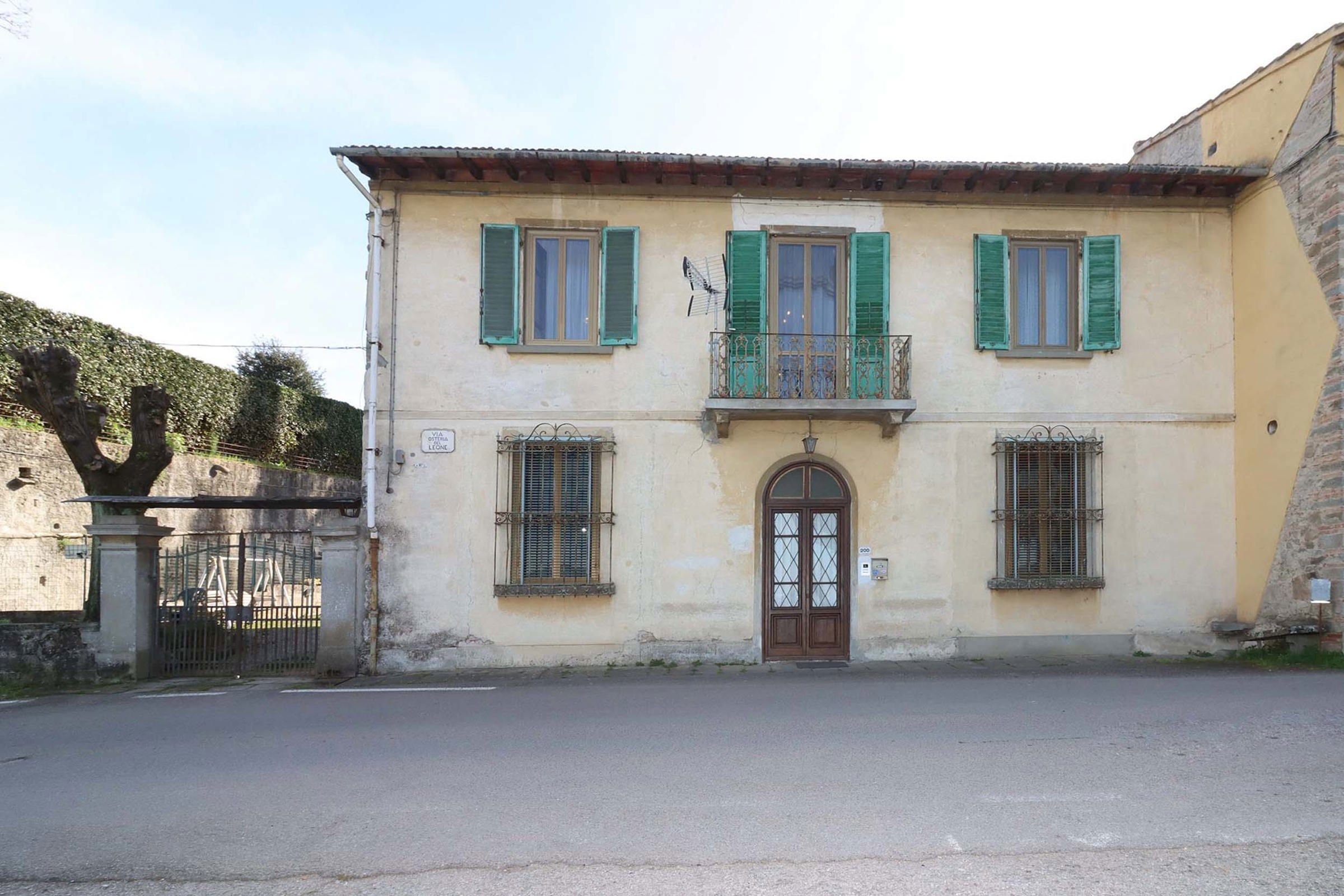 Villa Bifamiliare in vendita a Lastra a Signa, 9 locali, prezzo € 370.000 | PortaleAgenzieImmobiliari.it