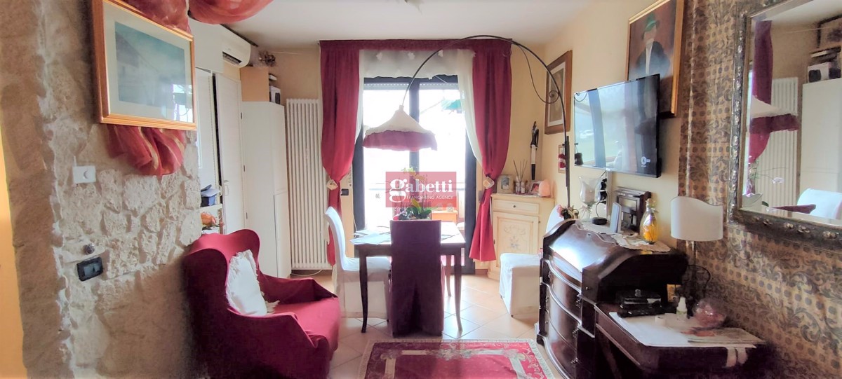 Appartamento in vendita a Montescudo, 4 locali, prezzo € 160.000 | PortaleAgenzieImmobiliari.it