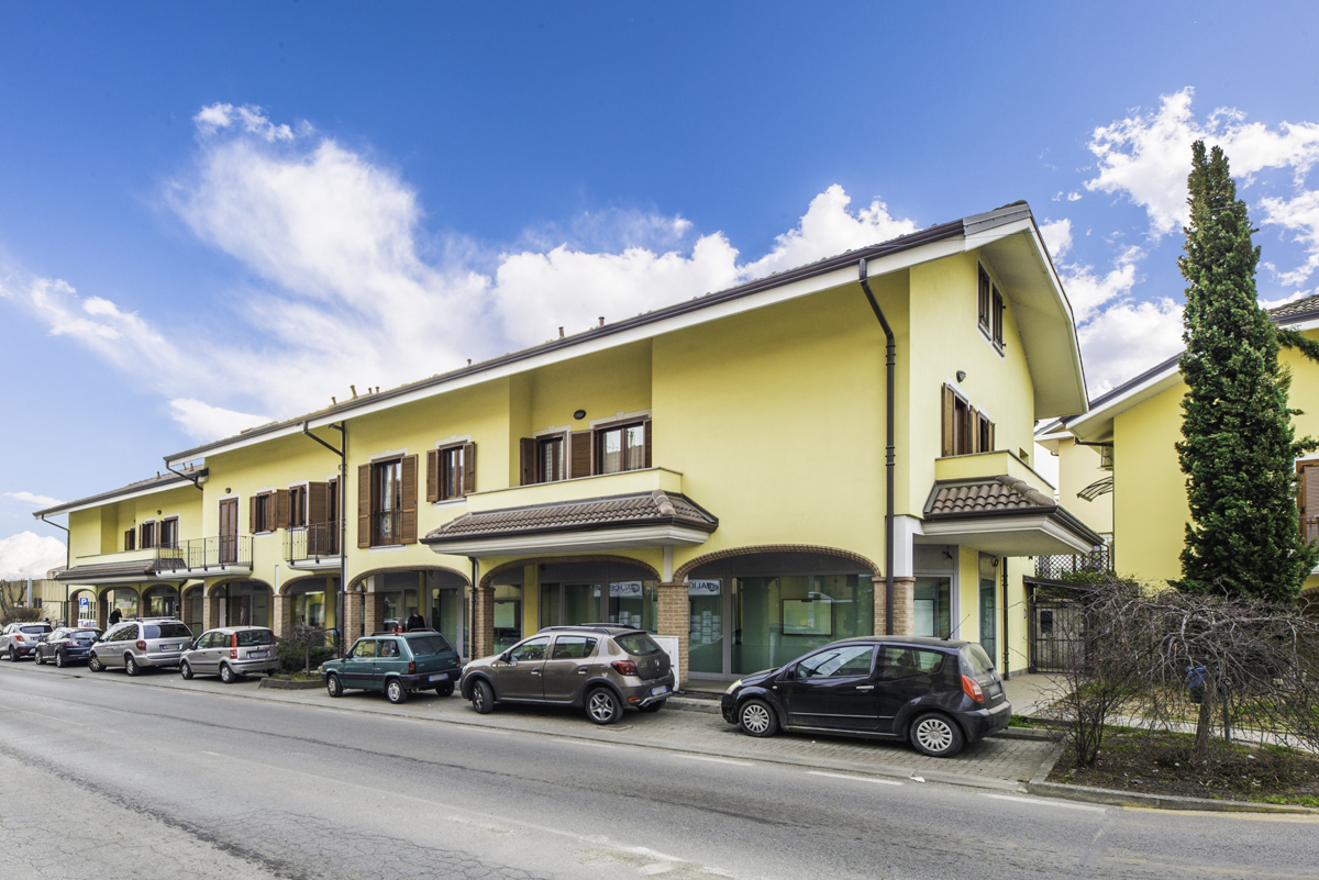 Negozio / Locale in affitto a Alpignano, 2 locali, prezzo € 2.950 | PortaleAgenzieImmobiliari.it