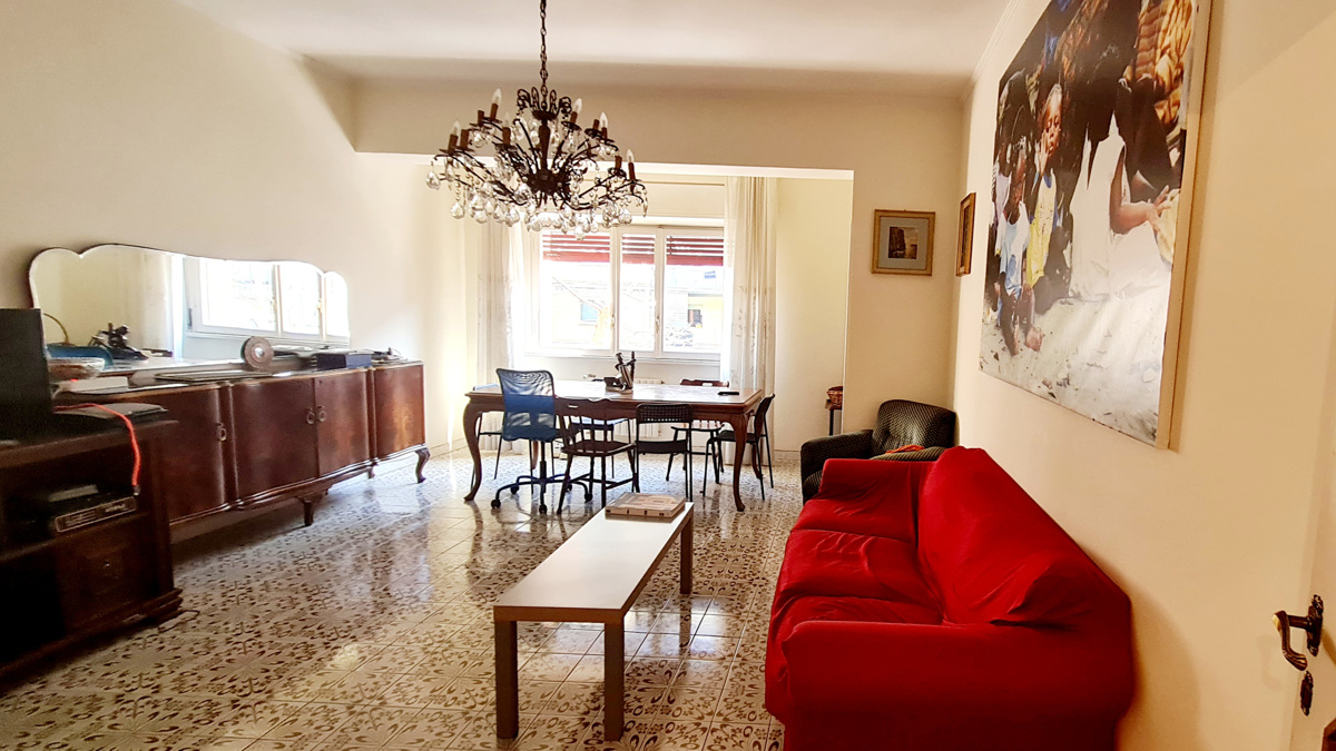Appartamento in vendita a Roma, 4 locali, zona Zona: 20 . Marconi - Ostiense, prezzo € 420.000 | CambioCasa.it