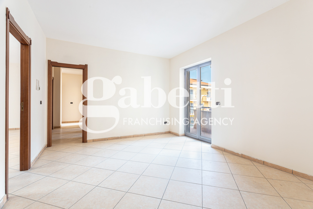 Appartamento in vendita a Melito di Napoli, 4 locali, prezzo € 168.000 | CambioCasa.it