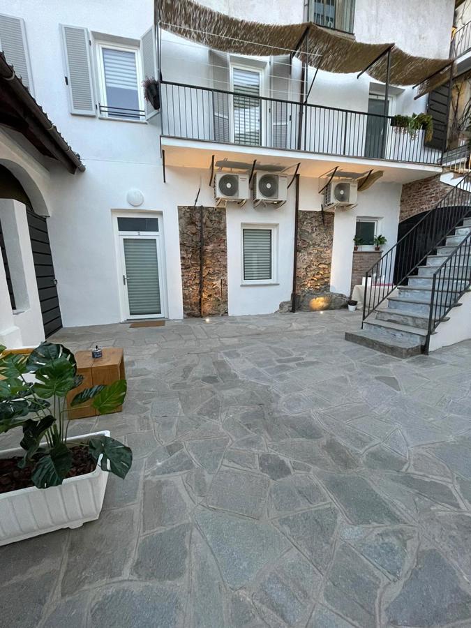 Palazzo / Stabile in vendita a Pinerolo, 9999 locali, prezzo € 425.000 | PortaleAgenzieImmobiliari.it
