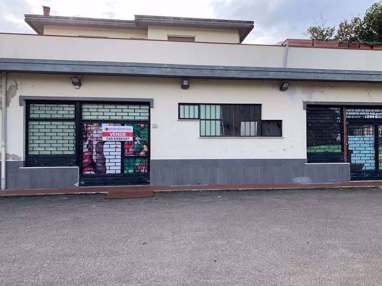 Negozio / Locale in vendita a Arezzo, 9999 locali, prezzo € 333.000 | PortaleAgenzieImmobiliari.it