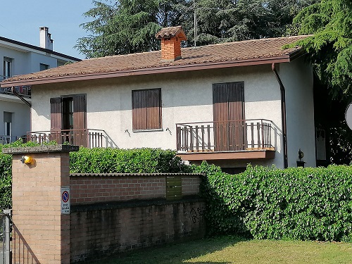 Villa in vendita a Spino d'Adda, 4 locali, prezzo € 320.000 | CambioCasa.it