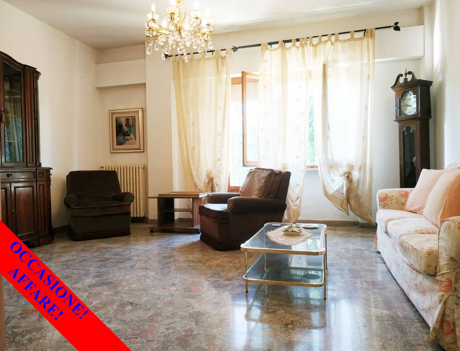 Appartamento in vendita a Città di Castello, 6 locali, zona Località: LIMITROFO CENTRO STORICO, prezzo € 135.000 | PortaleAgenzieImmobiliari.it