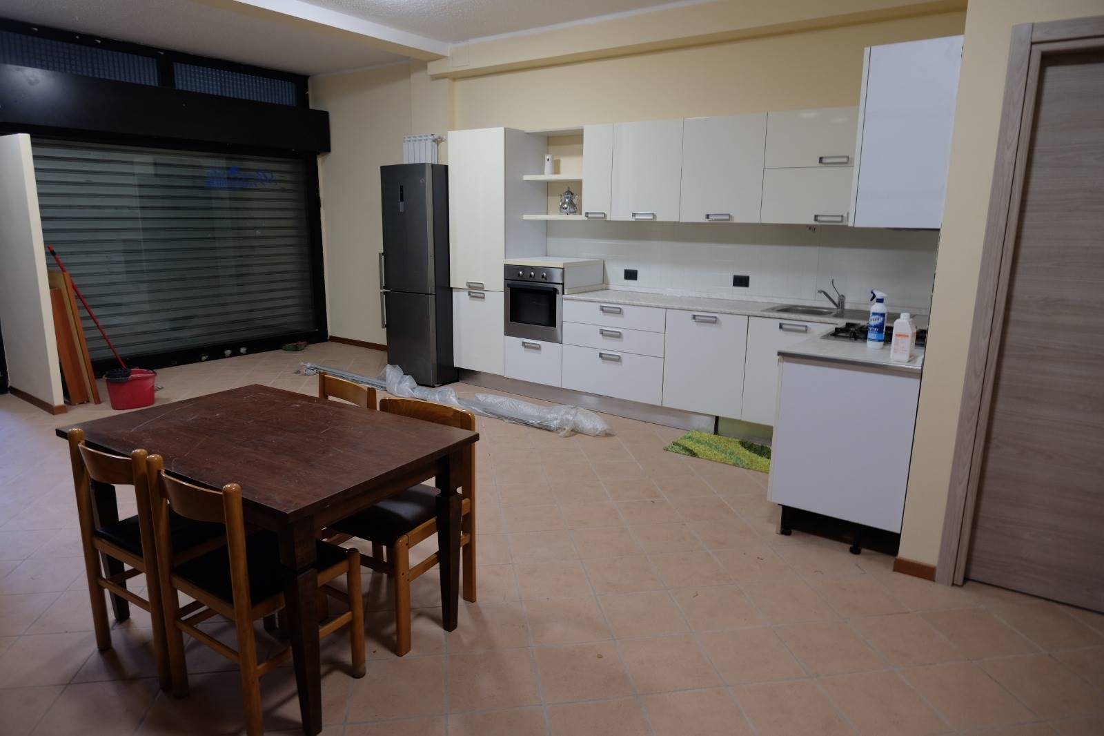 Appartamento in affitto a Bollate, 2 locali, zona Zona: Ospiate, prezzo € 900 | CambioCasa.it