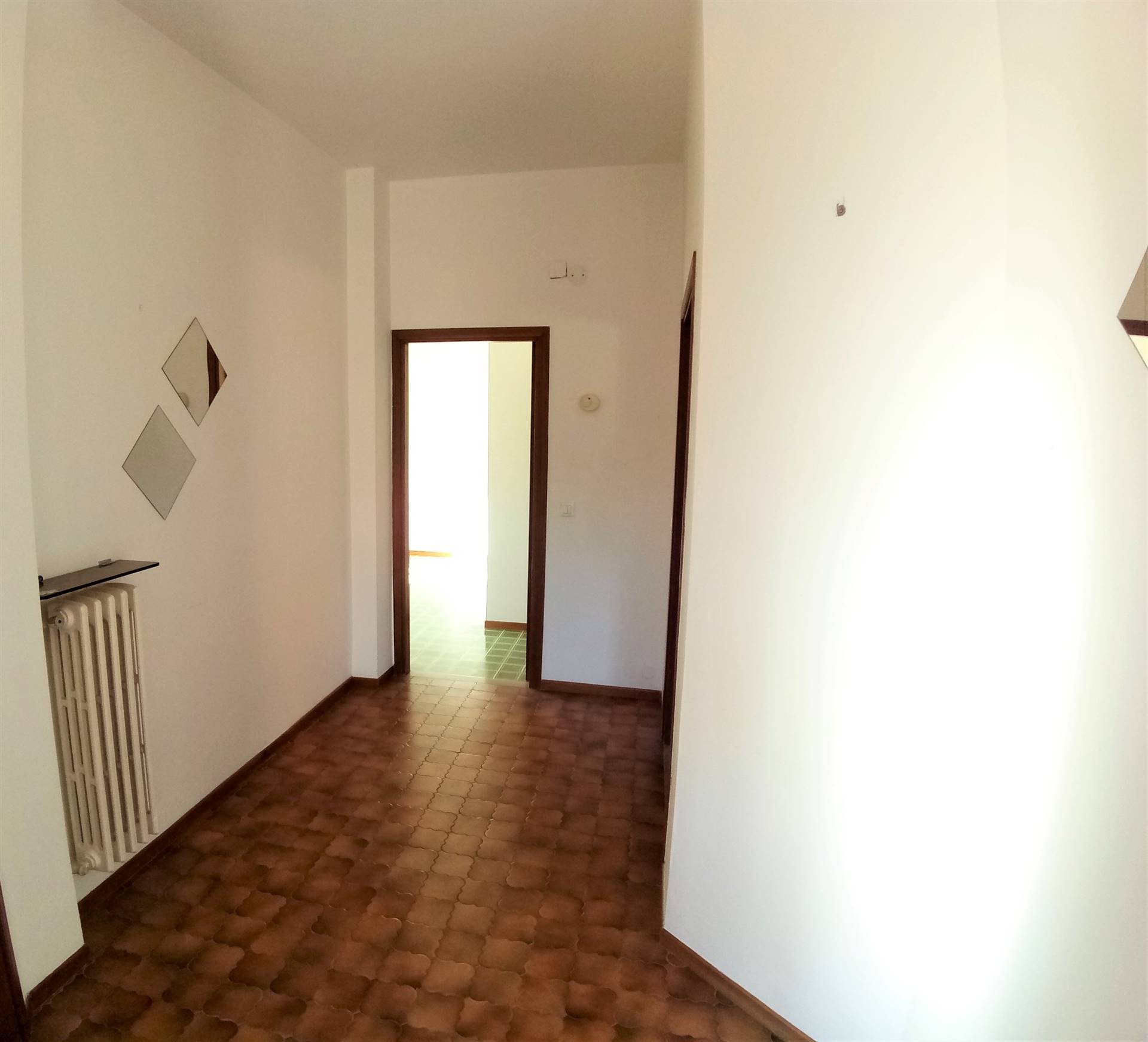 Appartamento in vendita a Senigallia, 6 locali, zona Zona: Ciarnin, prezzo € 185.000 | CambioCasa.it