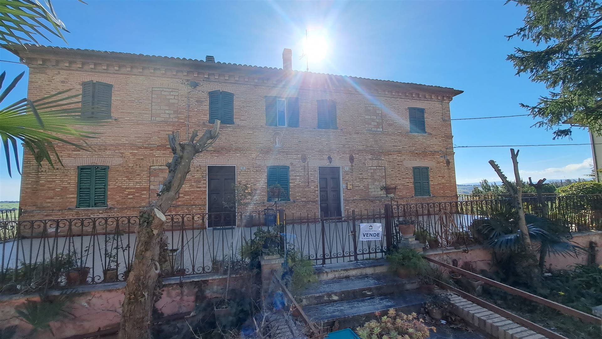 Villa Bifamiliare in vendita a Ostra, 11 locali, prezzo € 290.000 | CambioCasa.it
