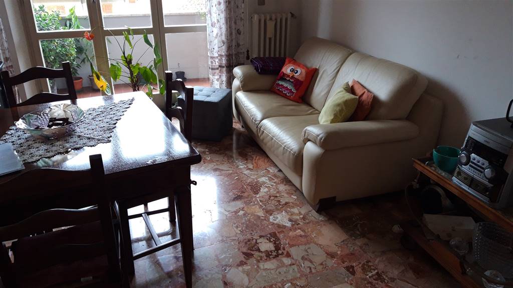 Appartamento in vendita a Rosora, 6 locali, zona li, prezzo € 70.000 | PortaleAgenzieImmobiliari.it