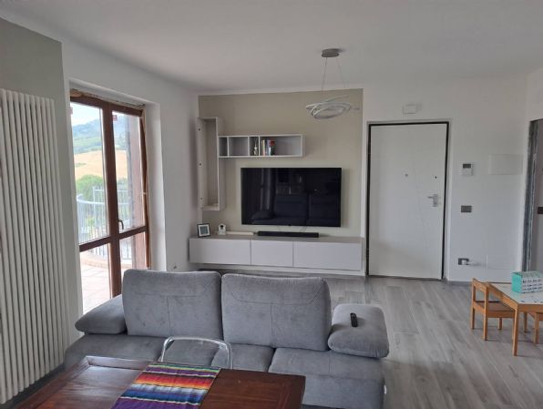 Appartamento in vendita a Castelplanio, 6 locali, zona etto, prezzo € 135.000 | PortaleAgenzieImmobiliari.it