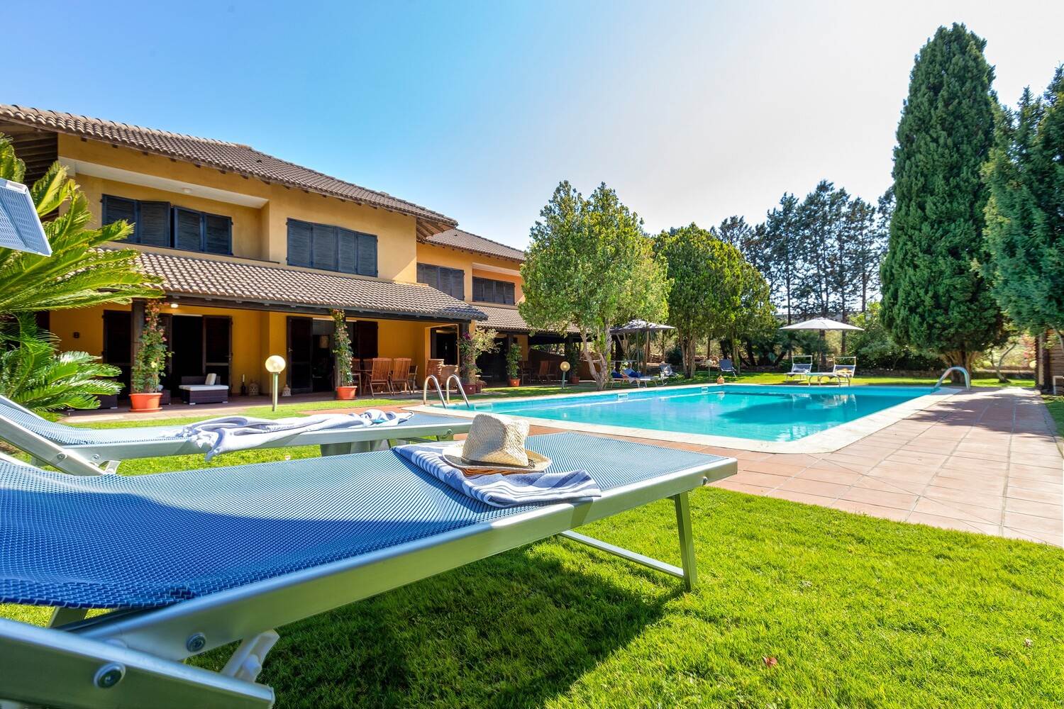 Villa in vendita a Sassari, 10 locali, zona ari, prezzo € 650.000 | PortaleAgenzieImmobiliari.it