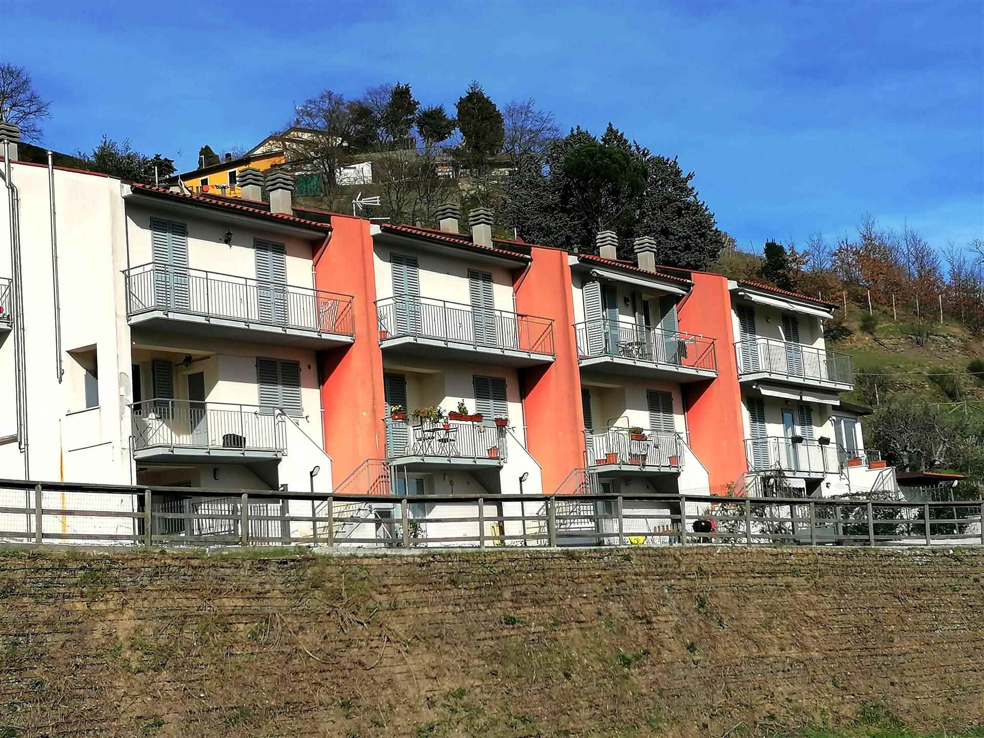 Appartamento in vendita a Cantagallo, 3 locali, zona iana, prezzo € 175.000 | PortaleAgenzieImmobiliari.it