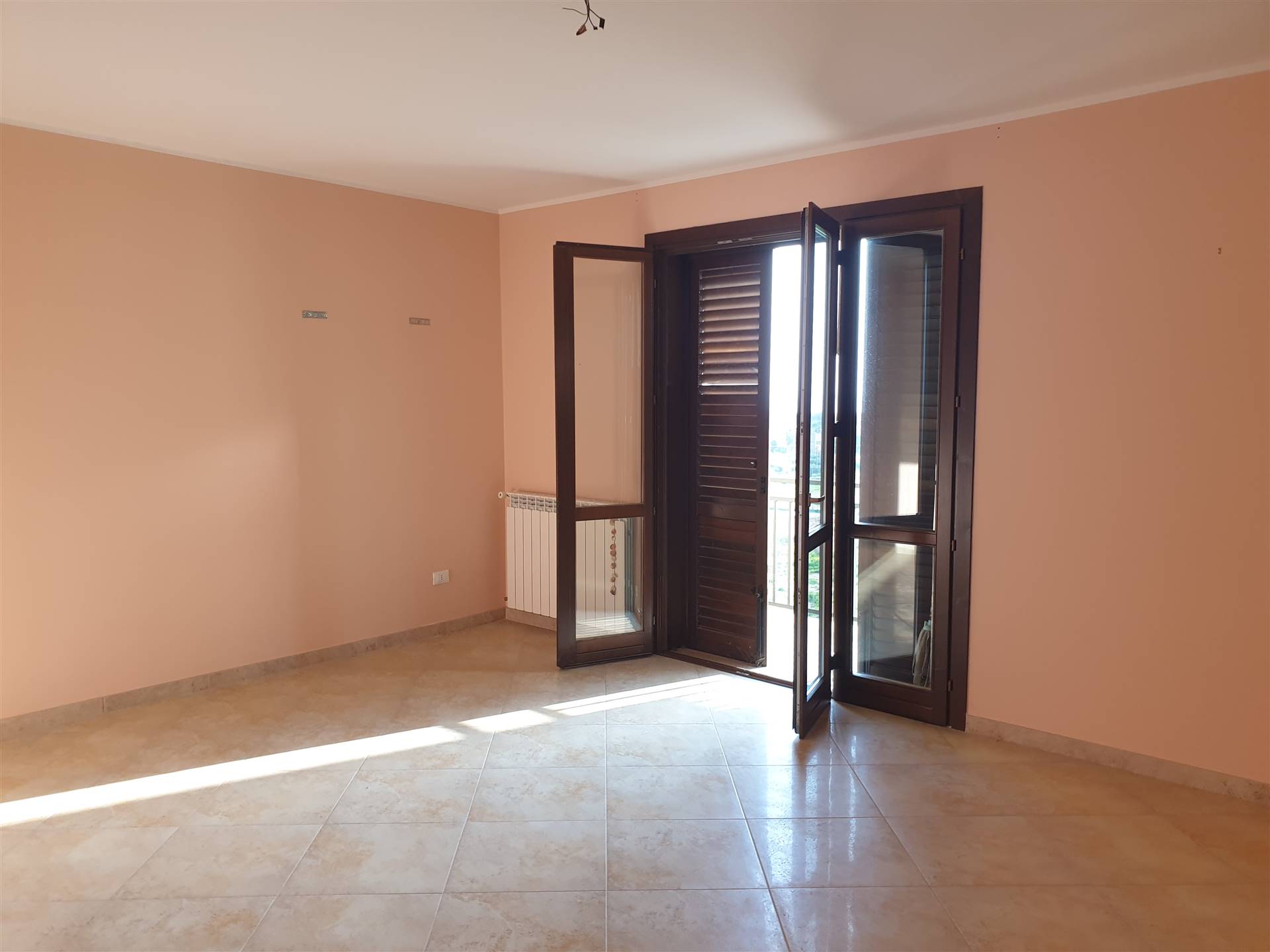 Appartamento in affitto a Marsala, 5 locali, zona Località: LATO MAZARA, prezzo € 500 | CambioCasa.it