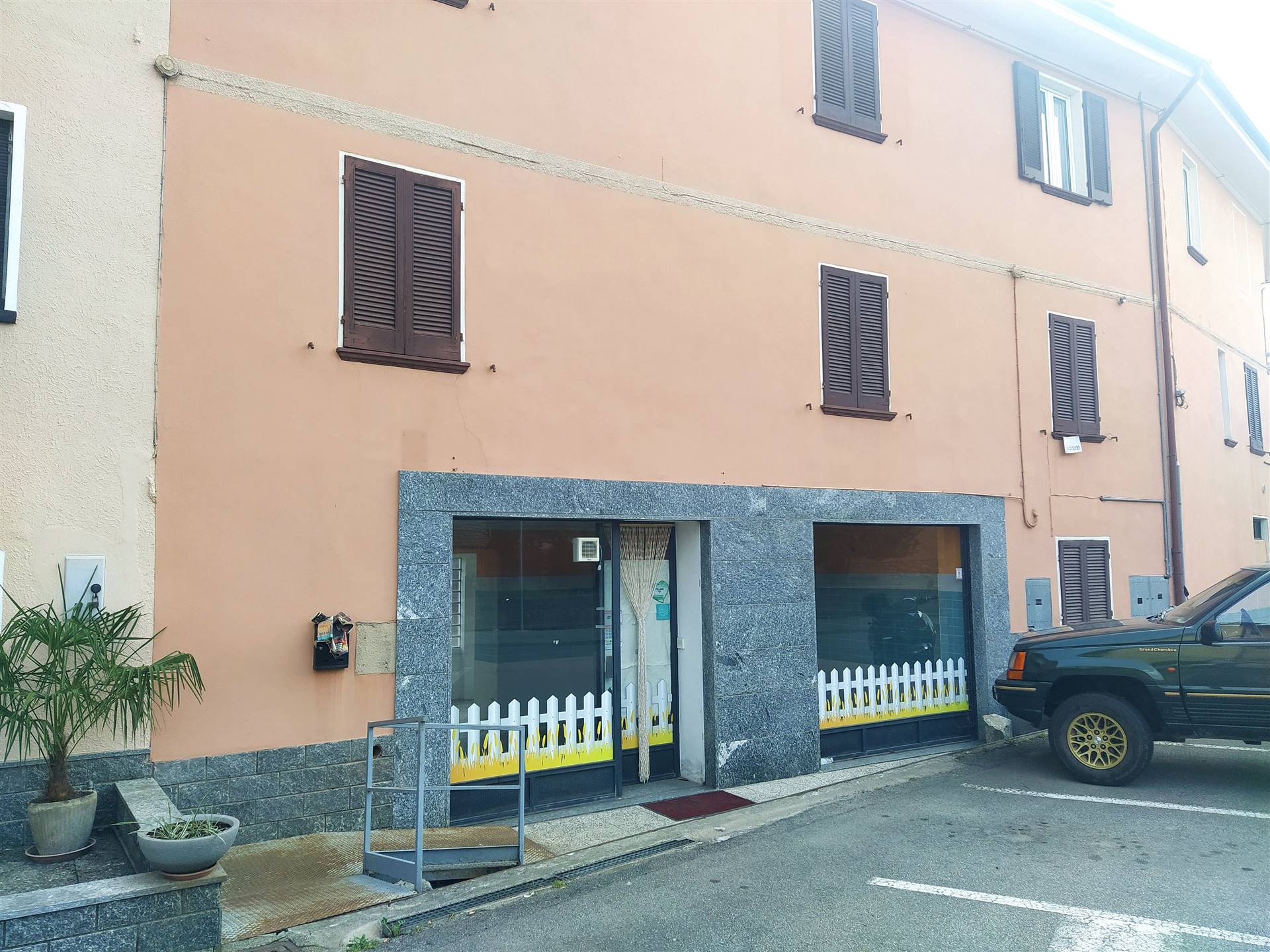 Immobile Commerciale in vendita a Gargallo, 2 locali, prezzo € 59.000 | CambioCasa.it